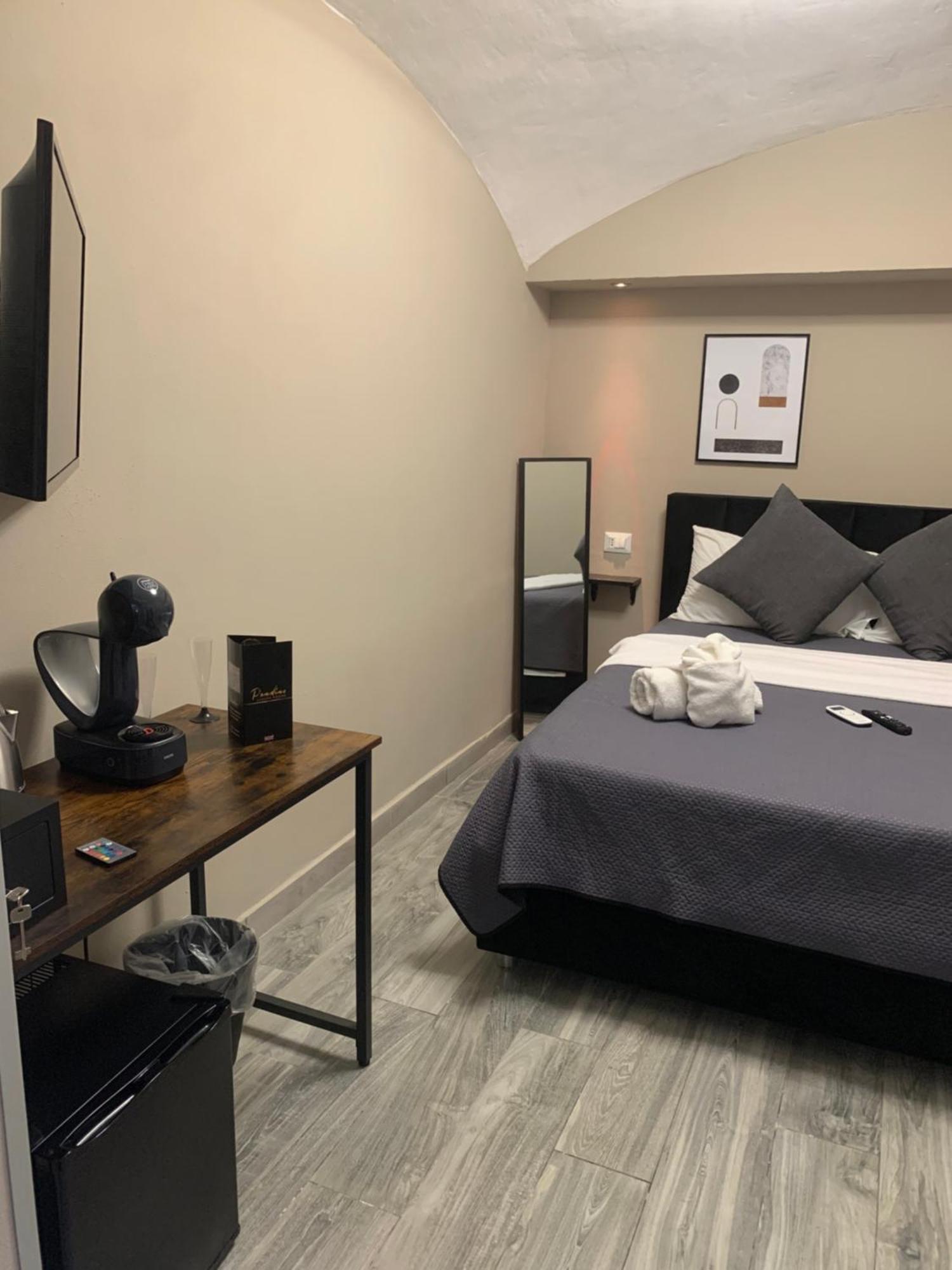 Pendino Rooms Неаполь Экстерьер фото